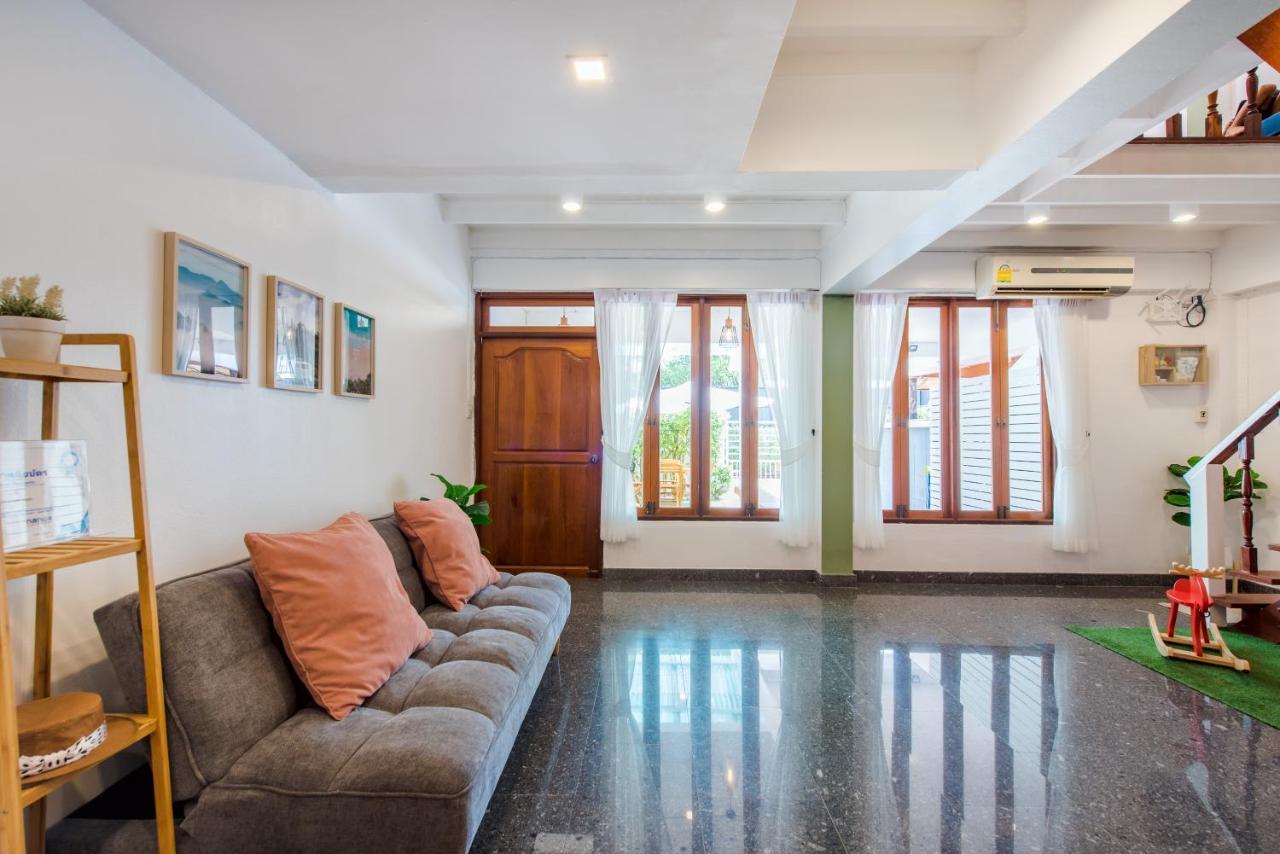 White Beach House Hua Hin 20 Second To The Beach Экстерьер фото
