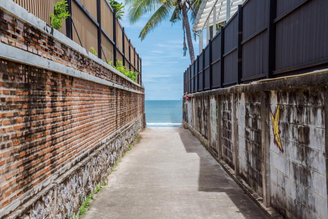 White Beach House Hua Hin 20 Second To The Beach Экстерьер фото