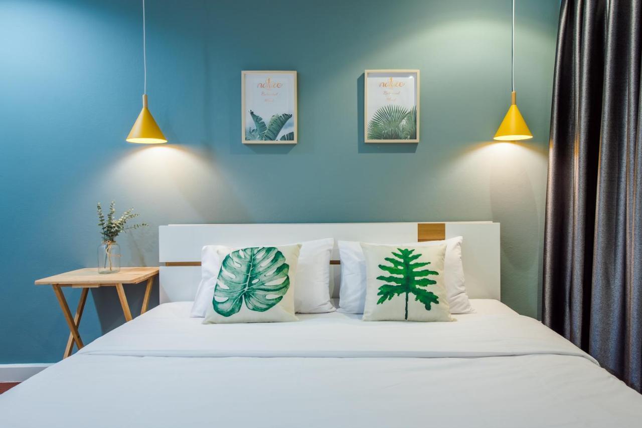 White Beach House Hua Hin 20 Second To The Beach Экстерьер фото