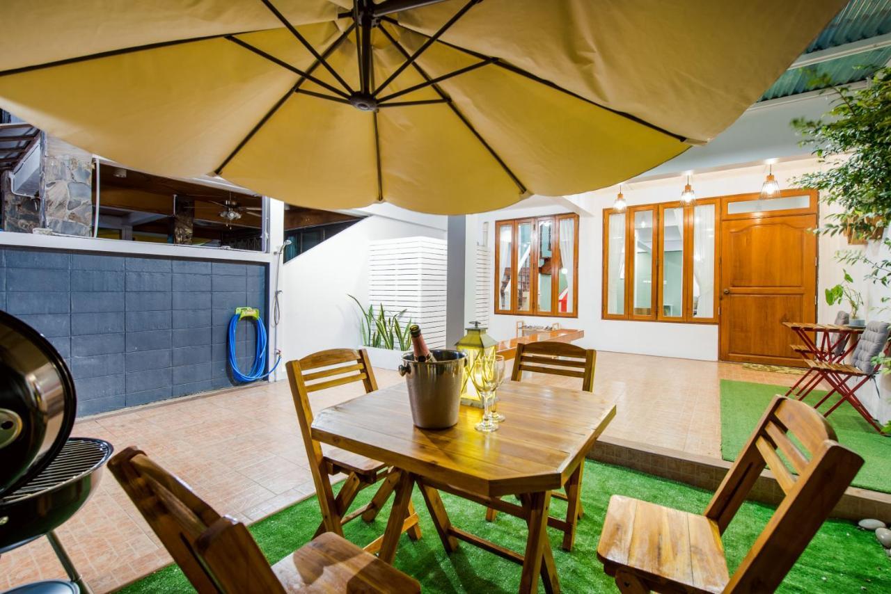 White Beach House Hua Hin 20 Second To The Beach Экстерьер фото
